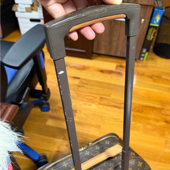 Louis Vuitton Pegase 45 Rolling travel bag monogram duster Carryall Carryon - Picture 9 of 16